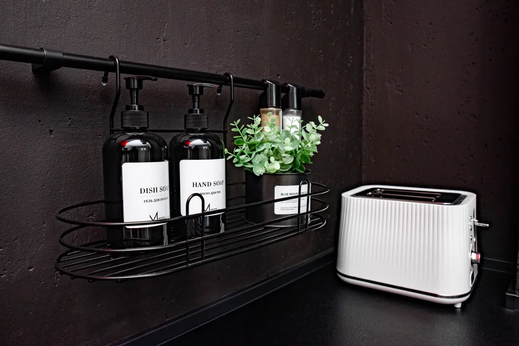 Стильные дизайнерские апартаменты на берегу реки Волга