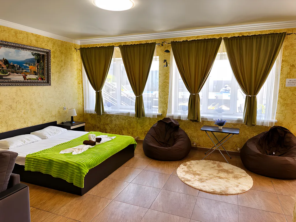 3-комнатная Квартира — аренда посуточно в Лоо