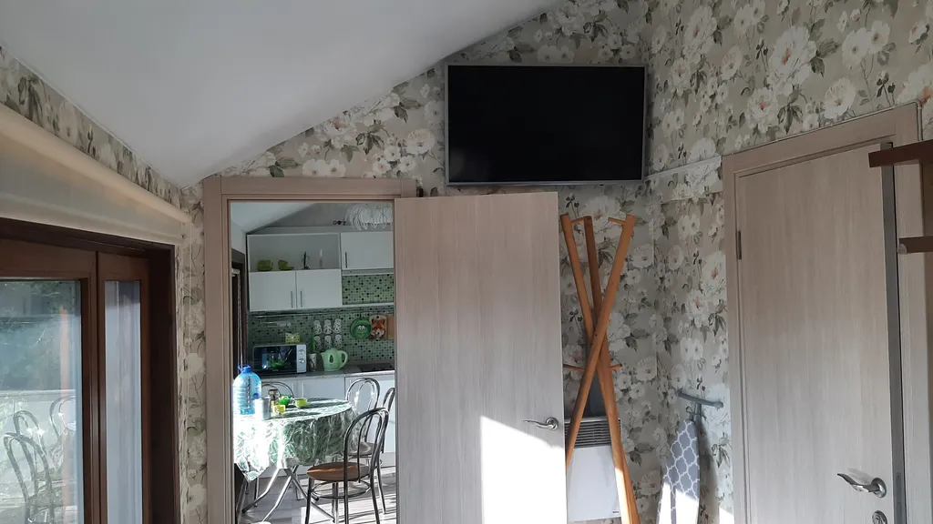 Уютный гостевой домик на берегу реки