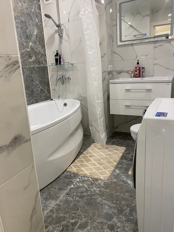 Стильная квартира в новом доме в центре