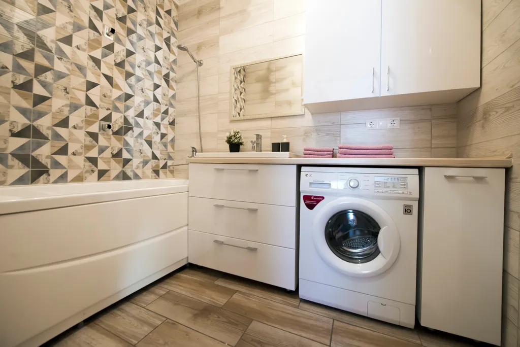 Двухкомнатная квартира с новым ремонтом и видом на реку