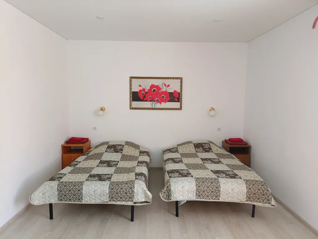 Уютная квартира рядом с ГЛЦ Металлург Магнитогорск и озеро Банное