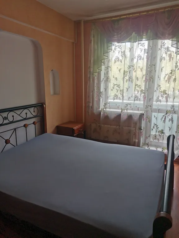 Трёхкомнатная на Каштаке