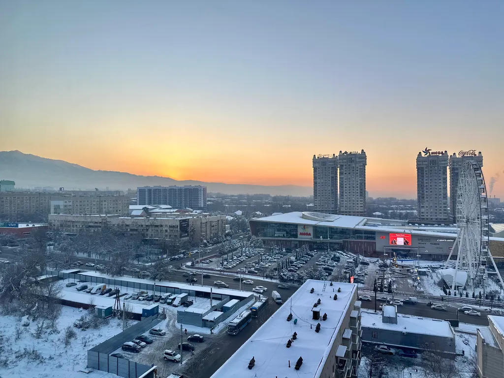 Утренний шепот с видом на горы