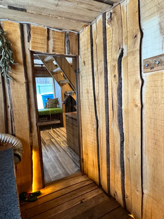 Уютный срубовой дом с баней