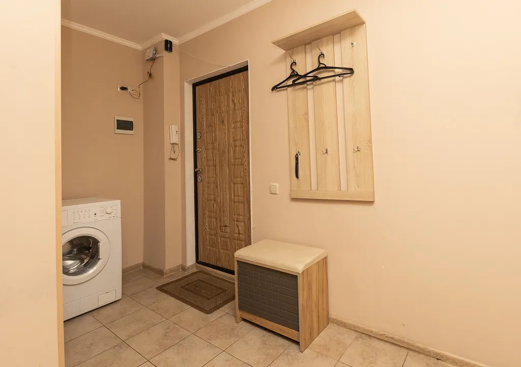 Просторная двухкомнатная квартира с большим балконом