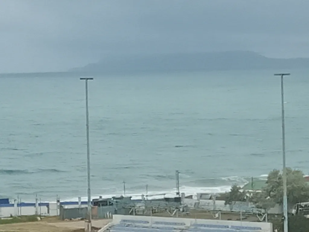 Уютная квартира с видом на море и потухший вулкан Кара-Даг