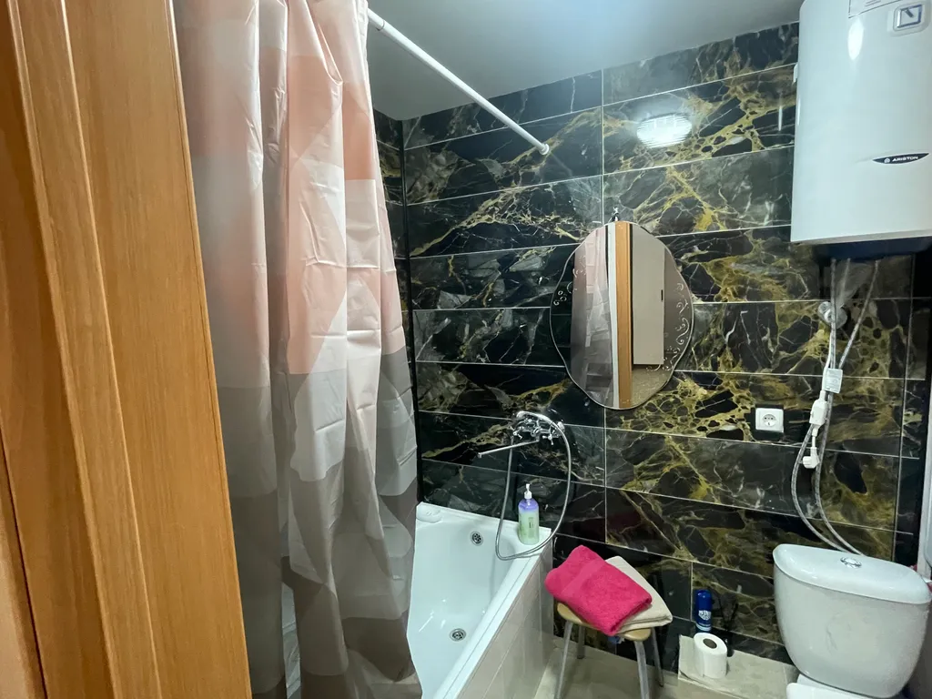 Уютная рядом с трассой на юг