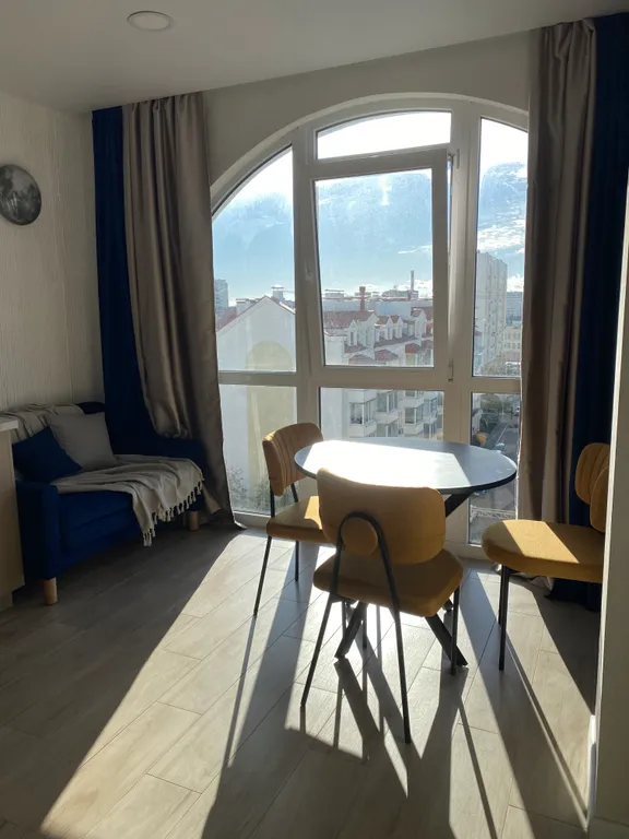 Новая уютная квартира с видом на море