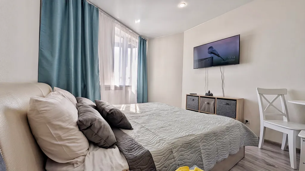 Солнечная студия во всеволожске, панорамный вид, smart tv