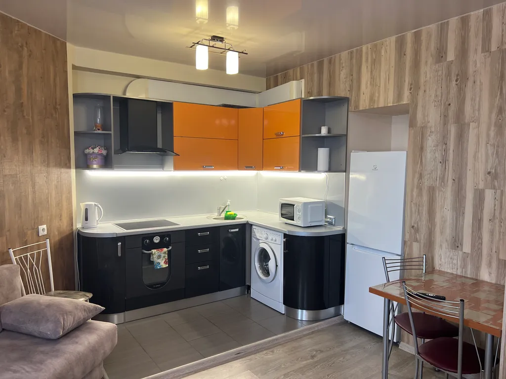 Евро 2-комнатные апартаменты у ТЦ Фестиваль