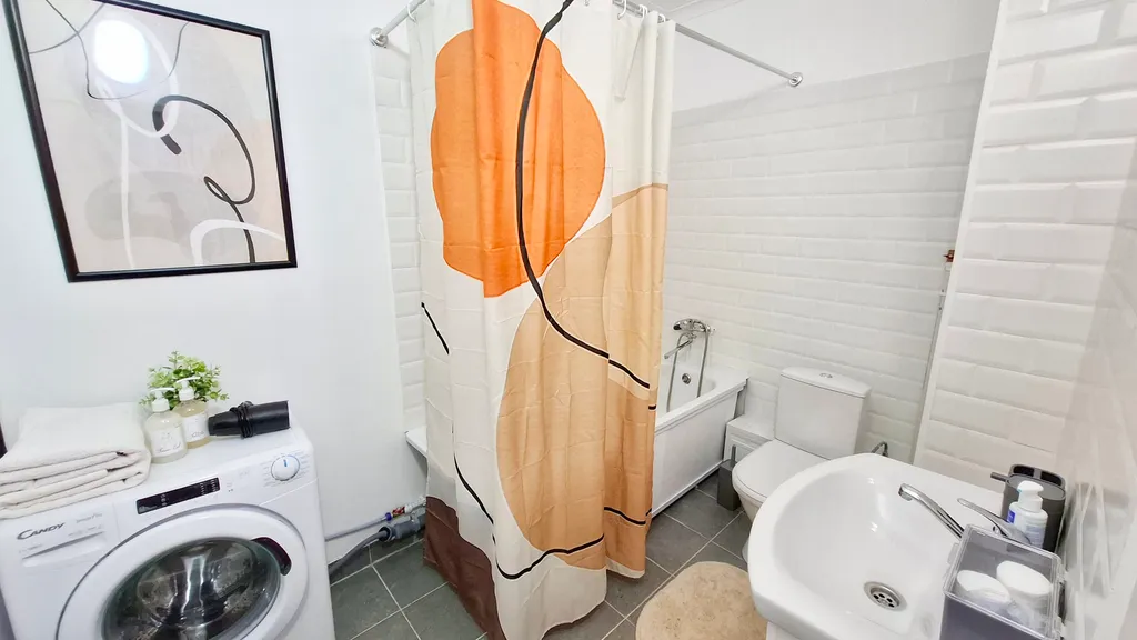 3-комнатная квартира с видом на парк и озеро