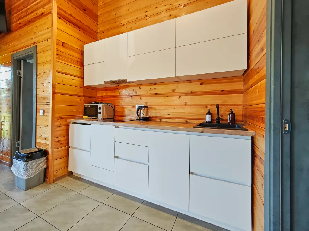 Коттедж Коттедж рядом с Красным озером — Светлое