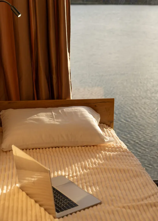 Коттедж Домик с видом на озеро на двоих — аренда посуточно в Гурьевск