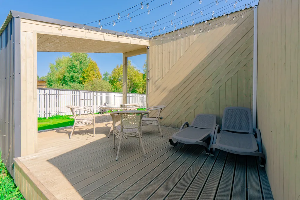 Дом с открытой террасой