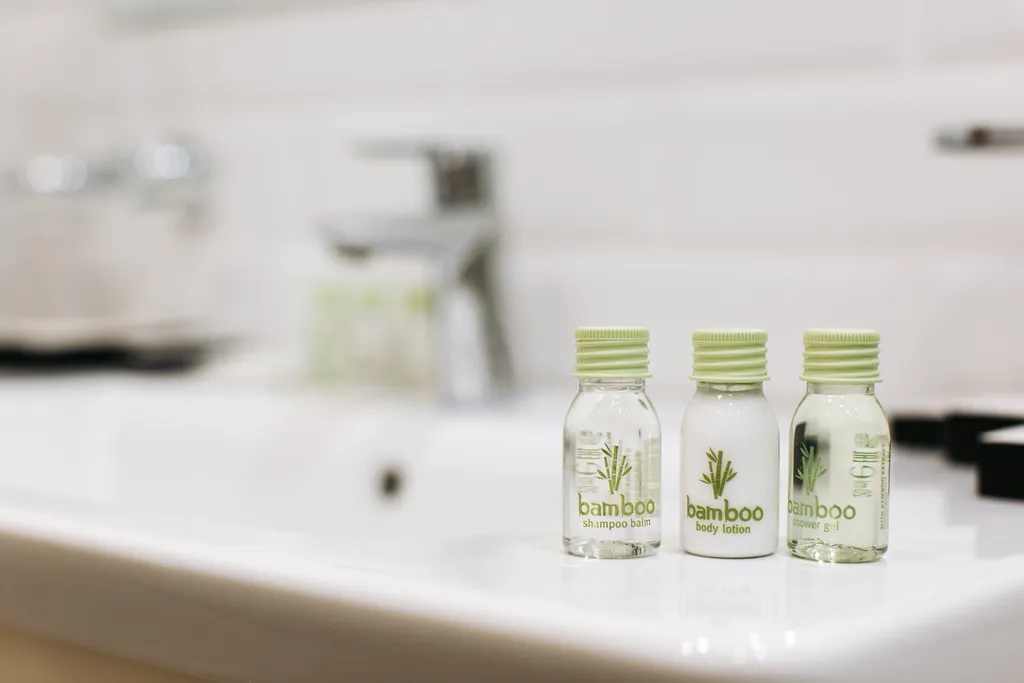 Номер Бизнес с двуспальной кроватью и диваном