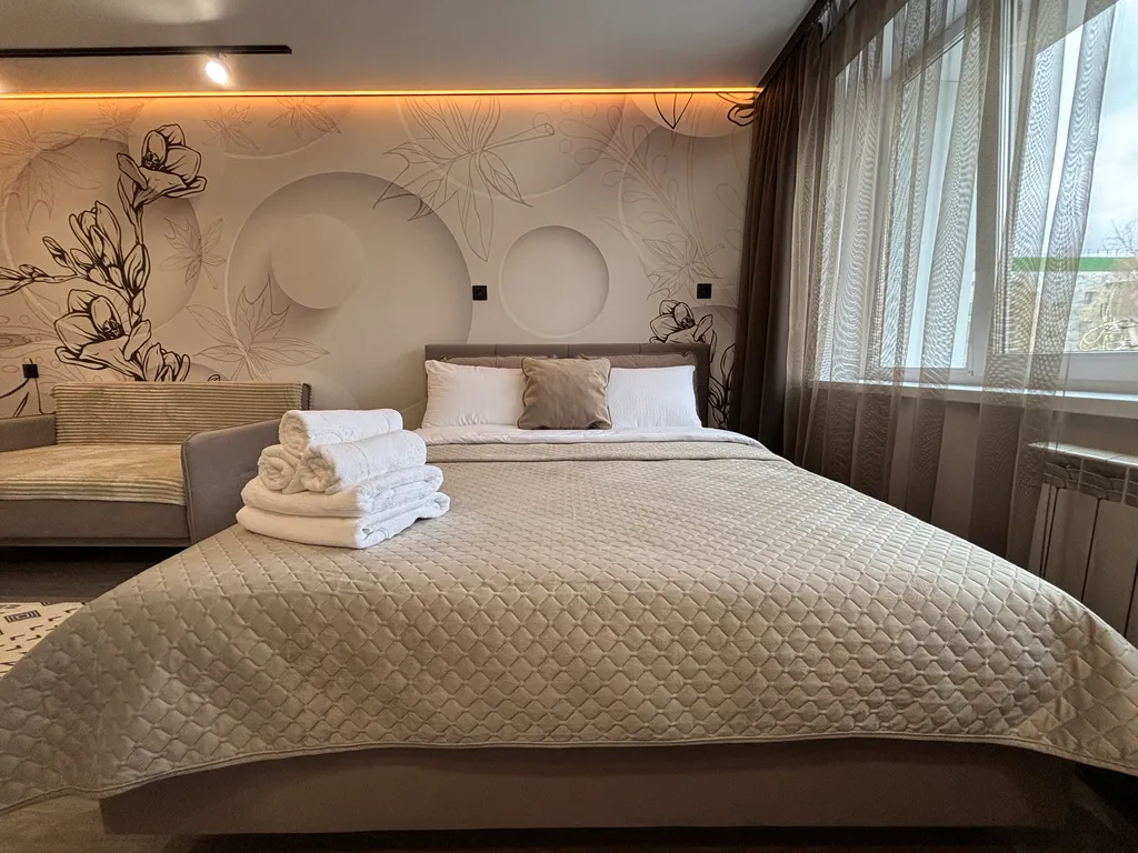 Современная 1-комнатная квартира — аренда посуточно в Нефтеюганск