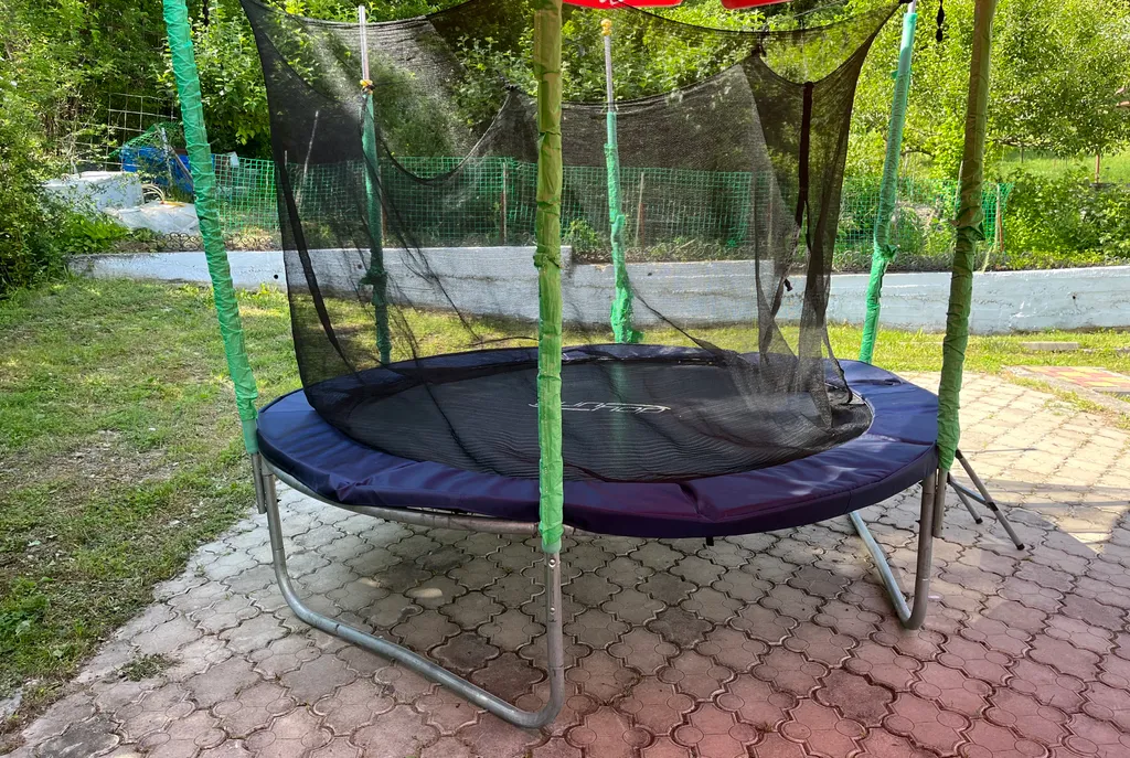 Коттедж Часть Гостевого дома Зеленый рай — Прасковеевка