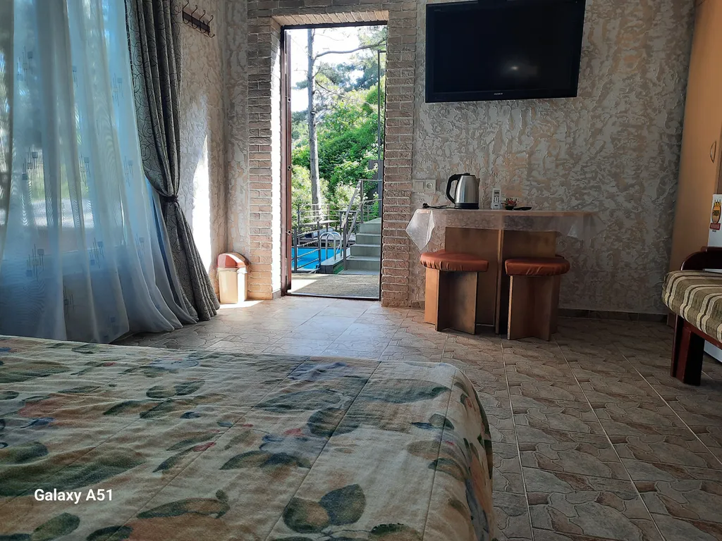 Коттедж Коттедж с видом на море в сосновом лесу — Гизель-Дере