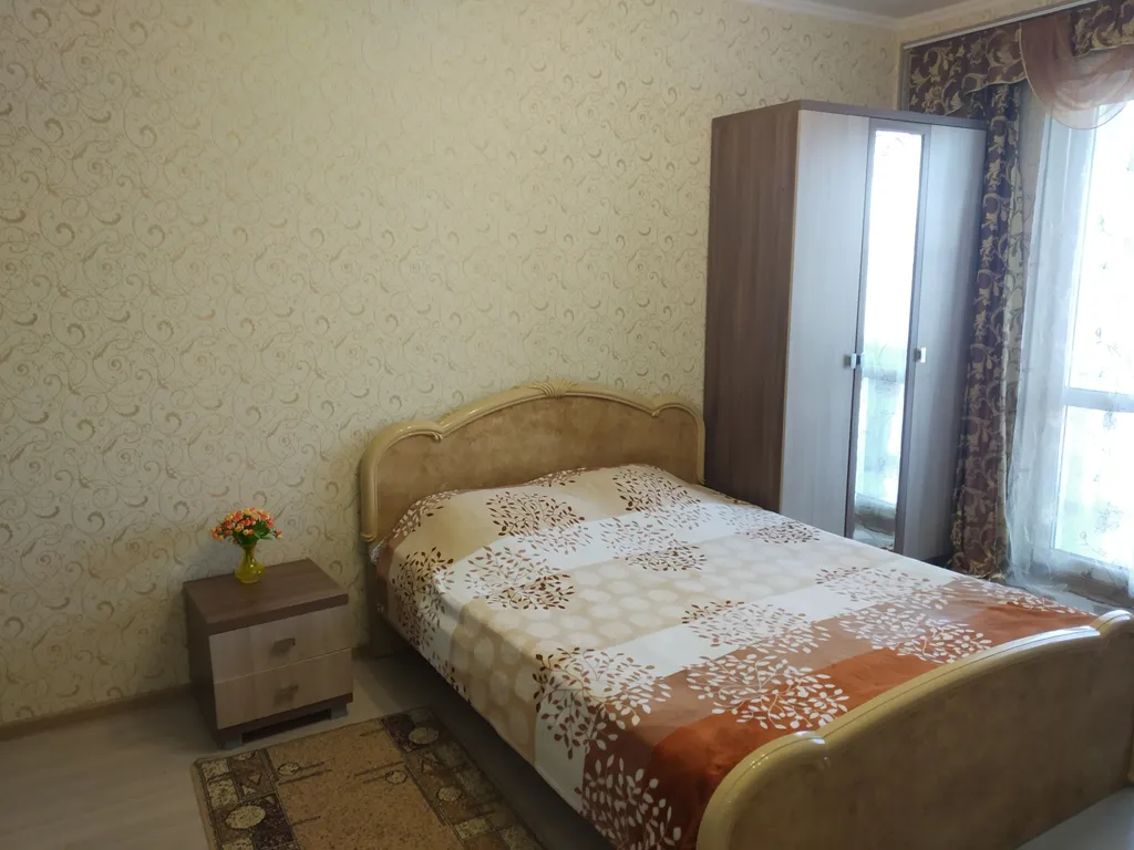 Квартира Апартаменты Париж — аренда посуточно в Ханты-Мансийск