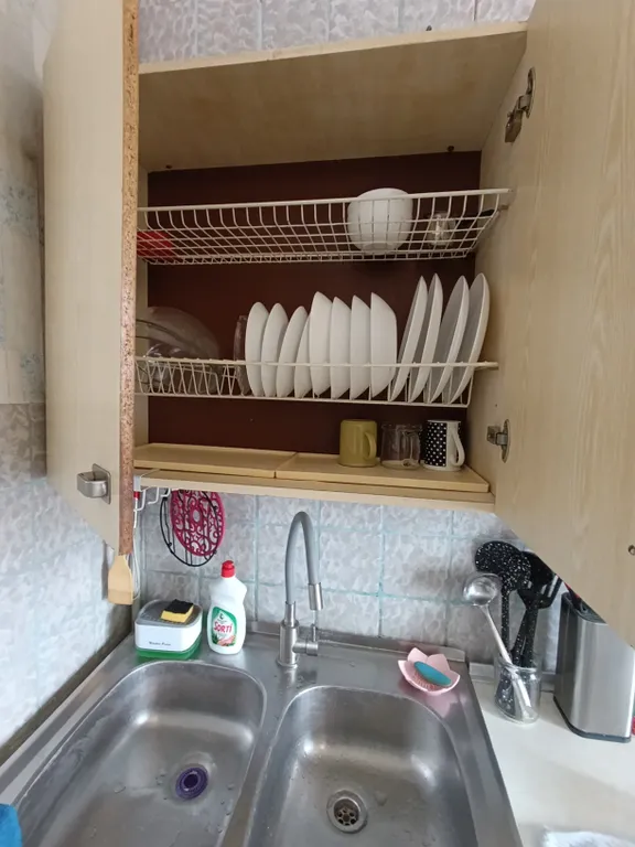 Двухкомнатная квартира район 15 шахты