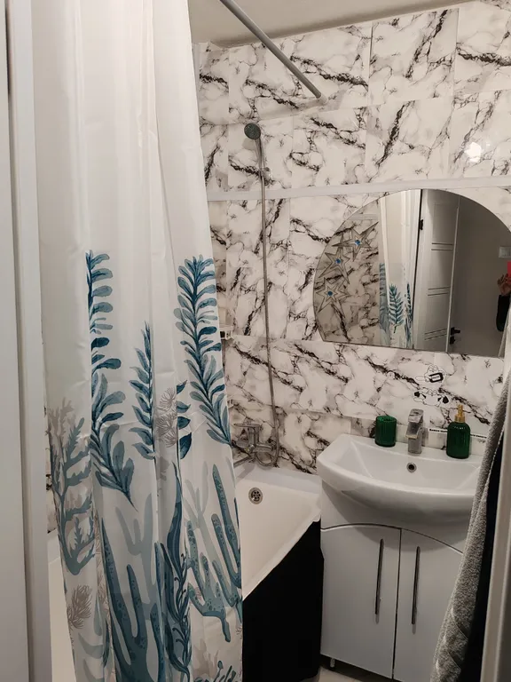 Светлая и уютная квартира в пяти минутах от площади Победы