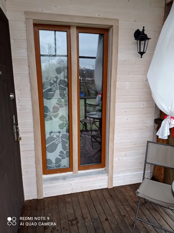 Уютный зимний дом со всеми удобствами рядом с лесом