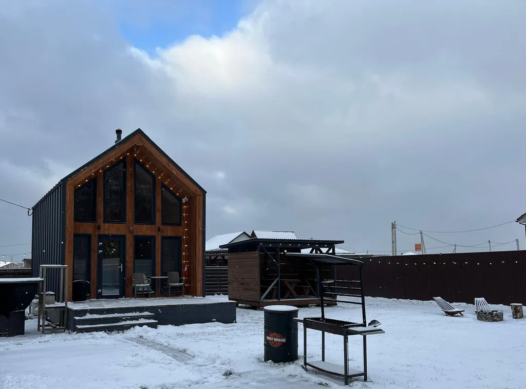 Коттедж Уютный дом в стиле Барнхаус с чаном у леса, у нас есть баня. — аренда посуточно в Домодедово