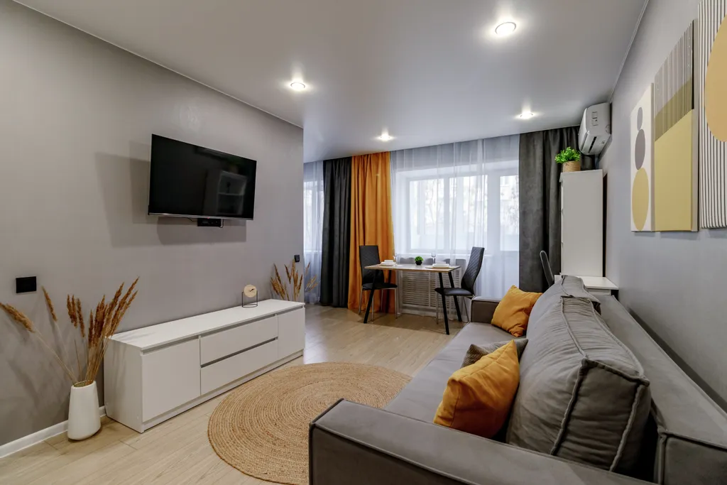 Двухкомнатная квартира у ЖД вокзала