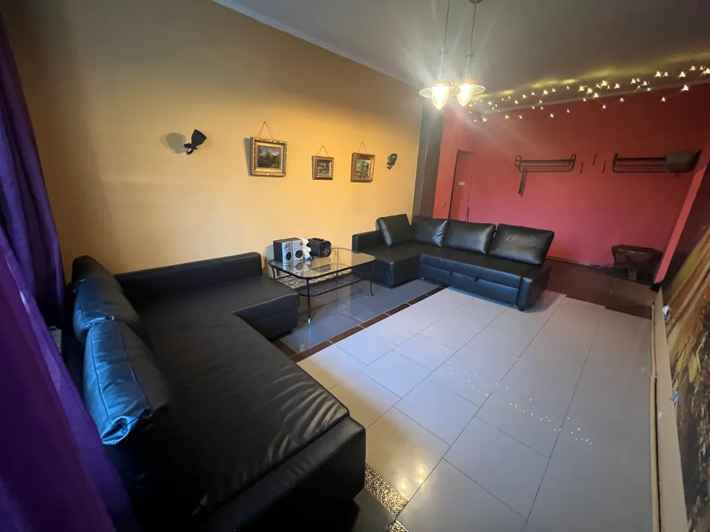 Просторная квартира рядом с заливом