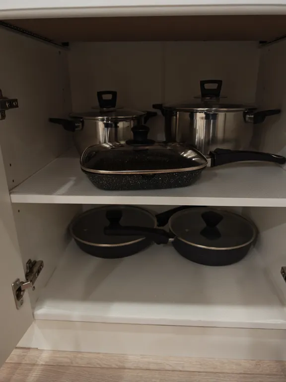 Квартира со свежим ремонтом и новой техникой в самом центре г.Кировск