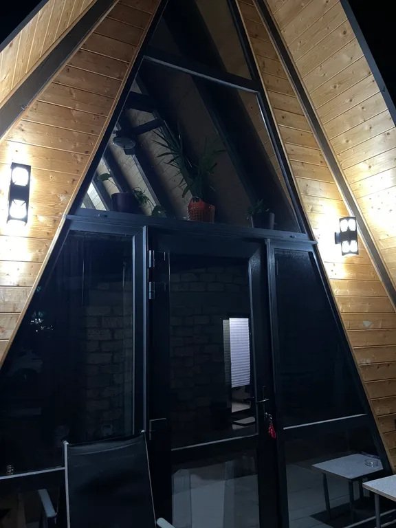 Коттедж А Фрейм дом шалаш, место силы — аренда посуточно в Тамань