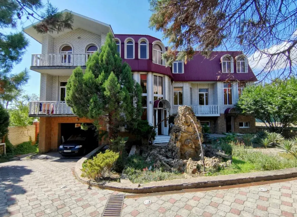 Коттедж Вилла Прованс — аренда посуточно в Геленджик