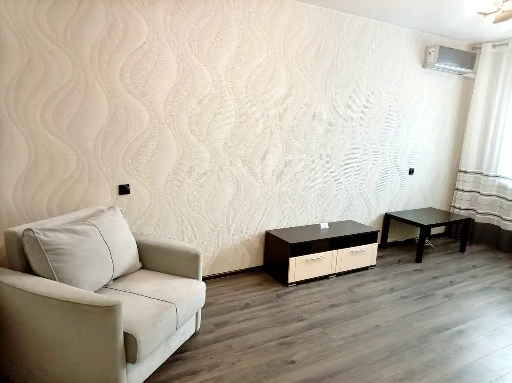 Уютная и просторная двушка на Офицерской