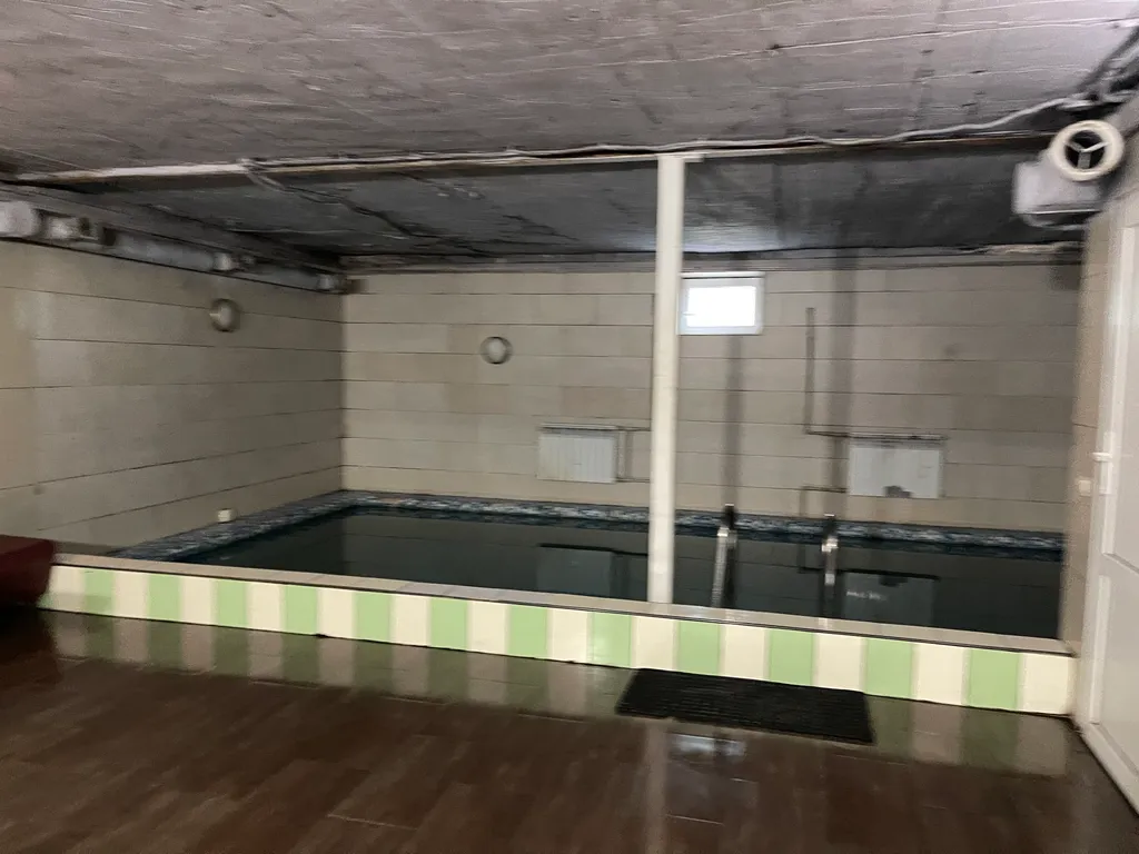 7-комнатный Дом