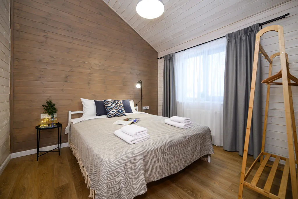 Дом в лесу с Банным чаном у озера