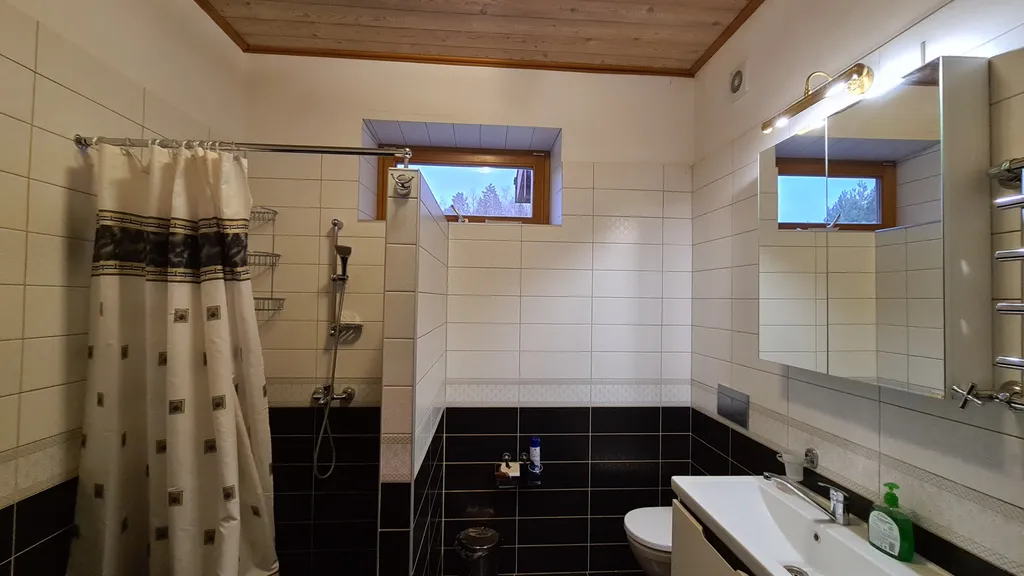 5-комнатный Дом