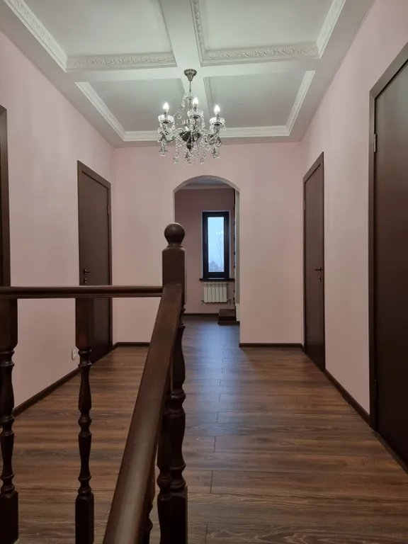 Дом у пруда