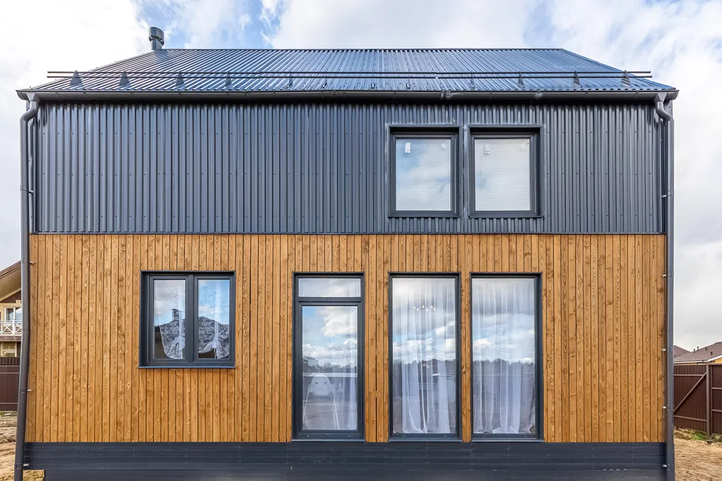 Дом у озера с чаном