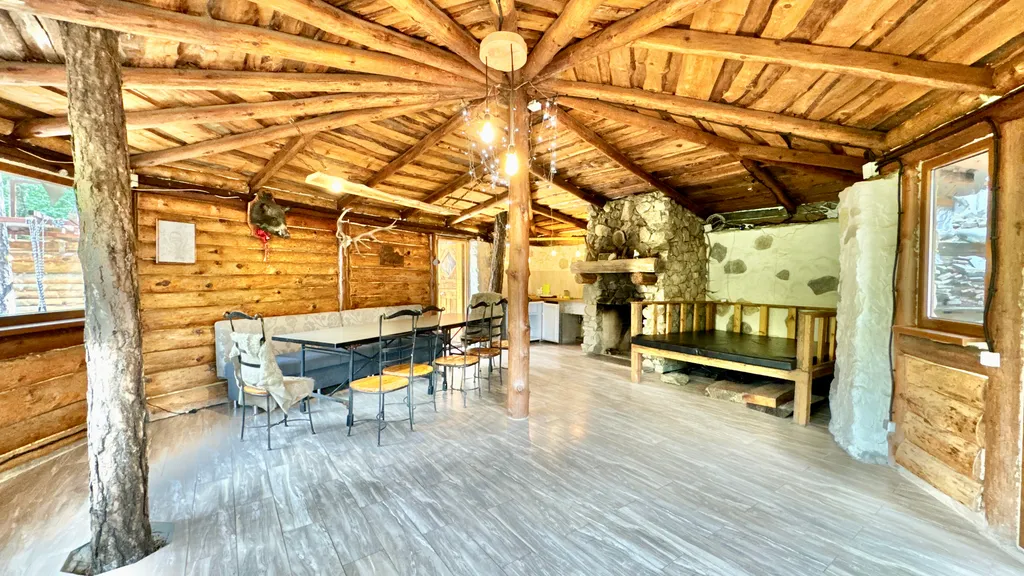 Дом в заповеднике с баней на дровах