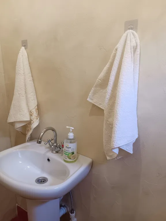 Уютный домик, рынок озеро комсомольский парк