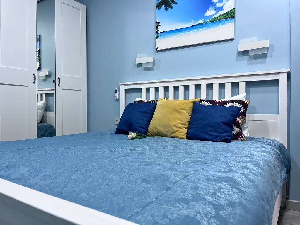 Квартира Красивая квартира с выделенной спальней в 5 минутах от пляжа Мандарин — Сириус