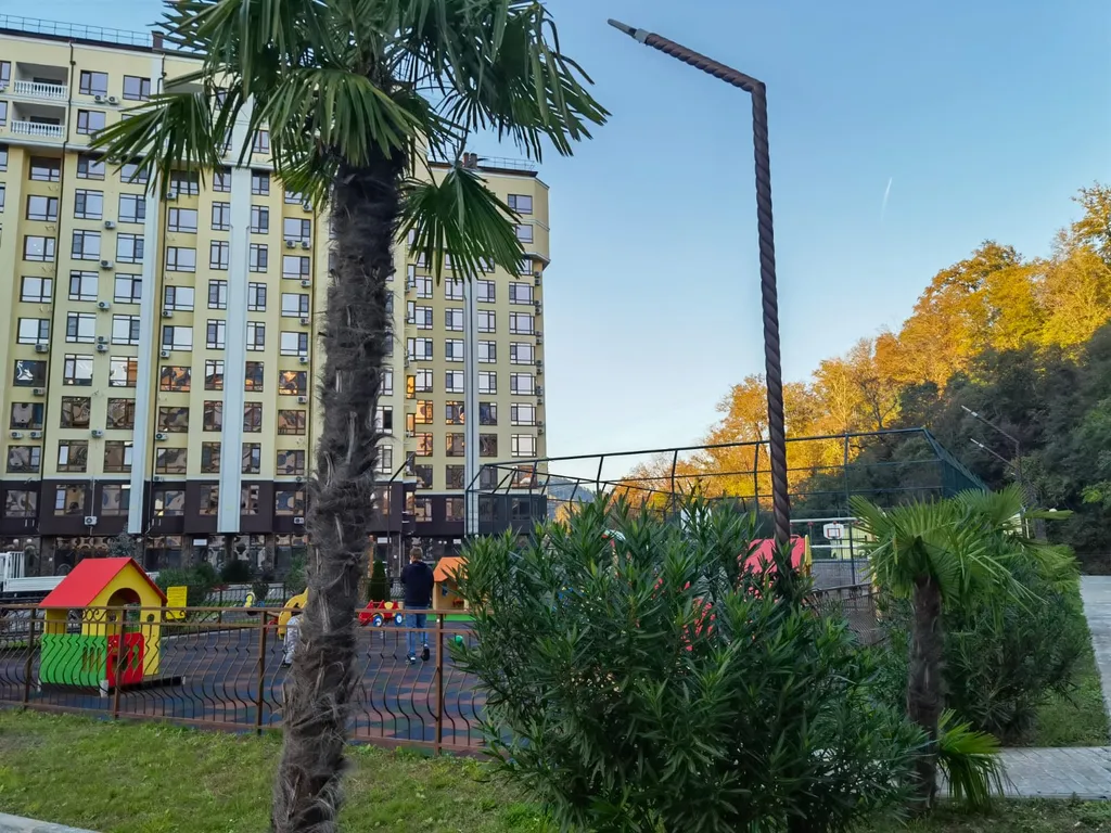 Уютная квартира с балконом и видом на горы, кватро 119