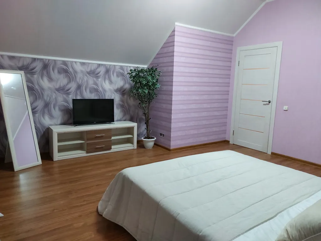 Просторный дом с баней для вашего отдыха рядом с Минском