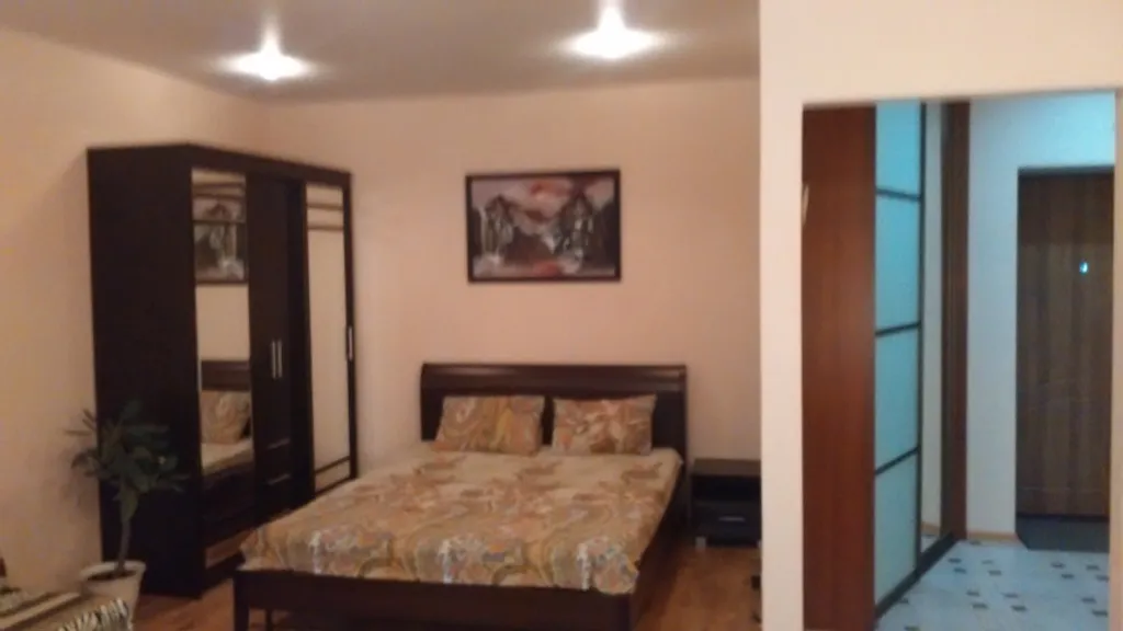 Большая квартира в центре — аренда посуточно в Липецк