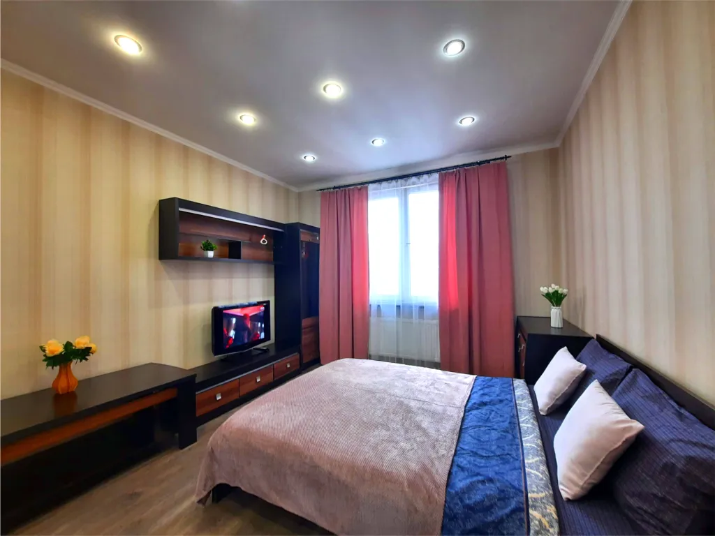 Рядом с метро Новокосино