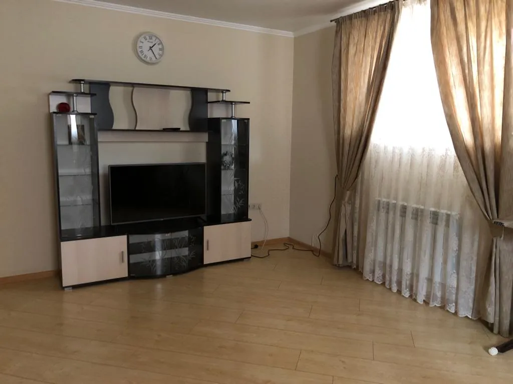 Уютная квартира рядом с санаторием Виктория и минеральным бюветом