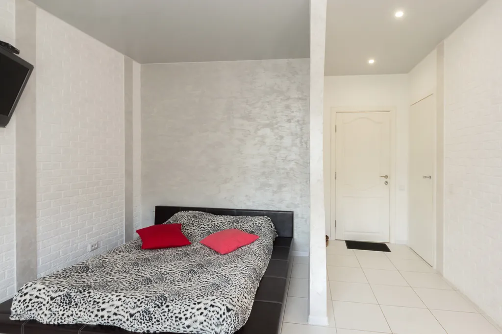 Уникальные апартаменты в центре города с видом на парк и реку