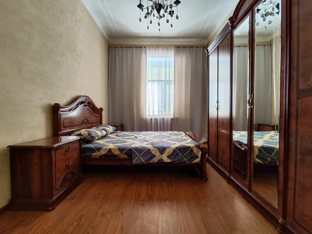 Просторная квартира недалеко от моря