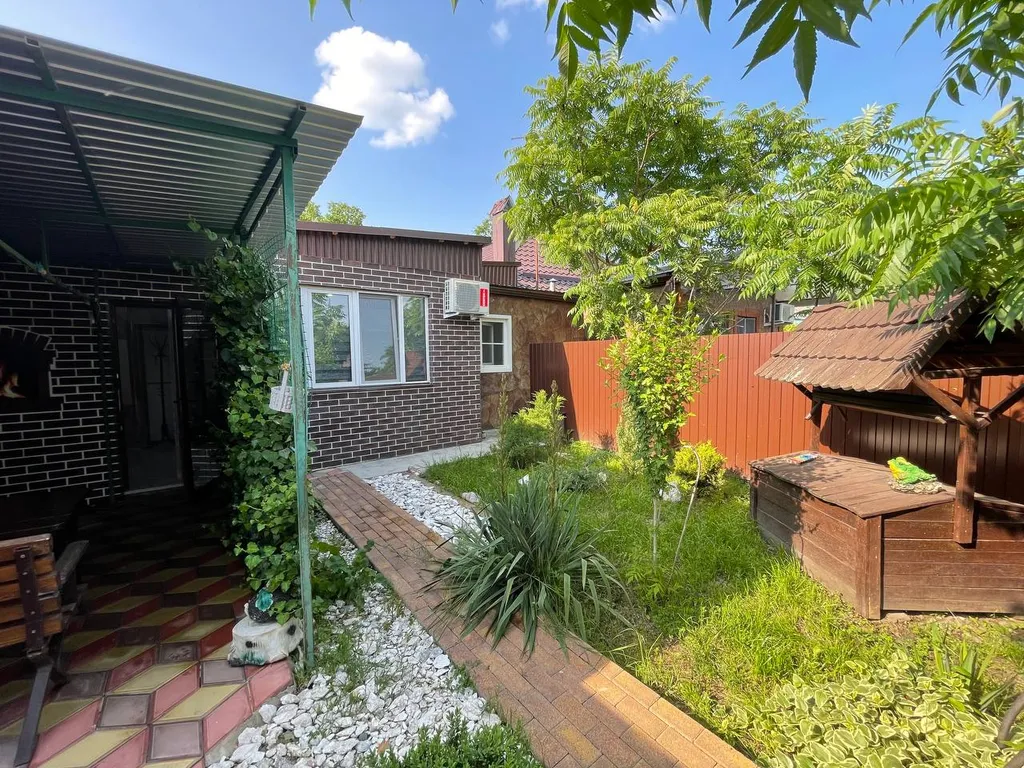 Квартира Лучшее предложение!!! Комфортный домик ( студия) с беседкой для отдыха — Лабинск